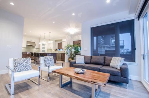 St. Georges Custom Home  Living Room 
