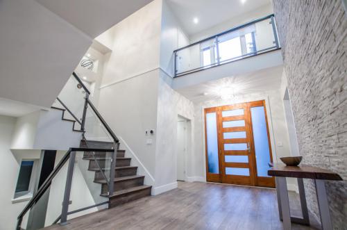 St. Georges Custom Home Entrance way